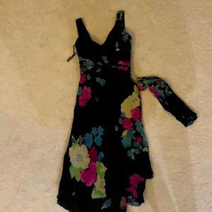 Silk dress Jones New York, size 4. New without tag